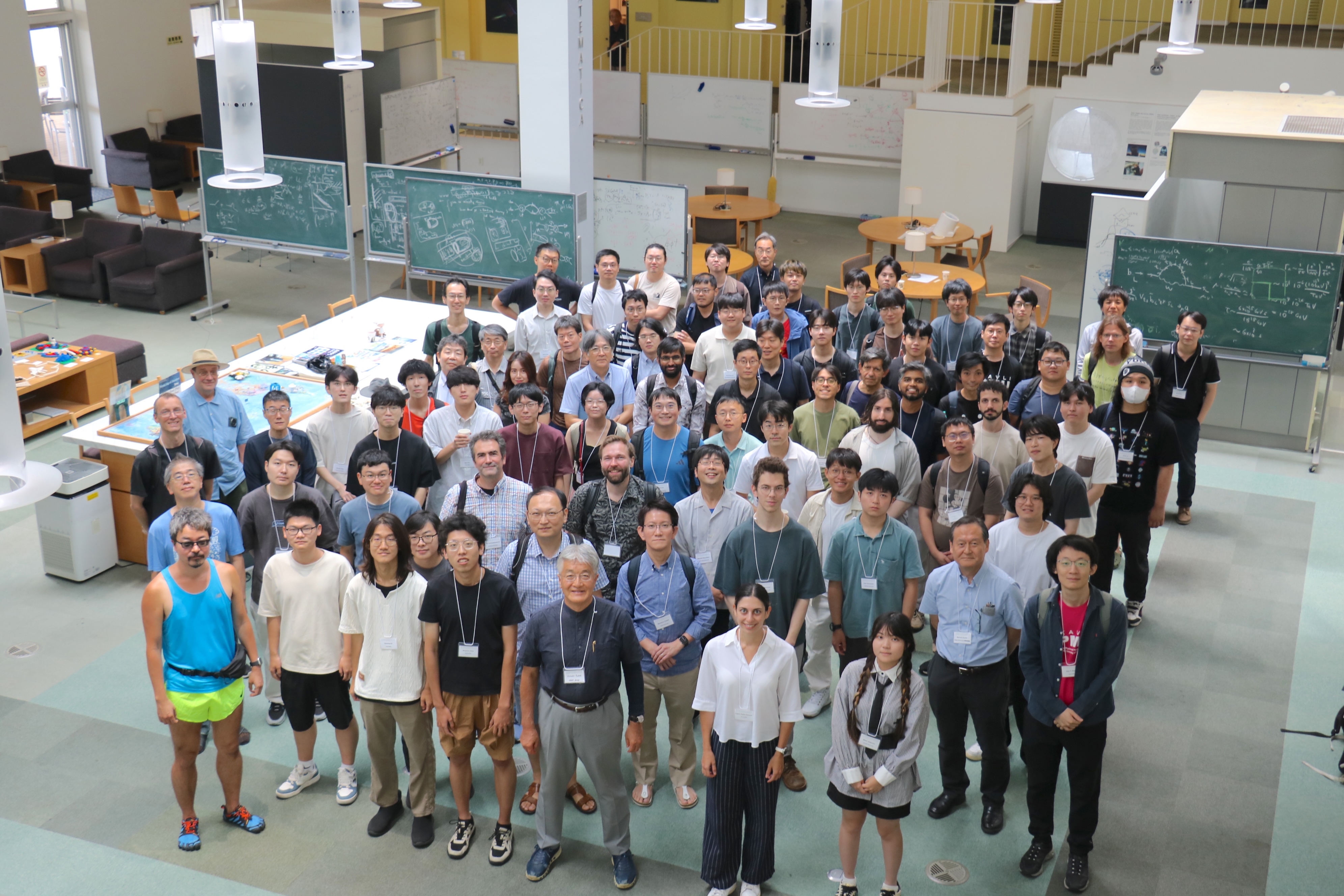 Group photo of conference participants at Kavli IPMU